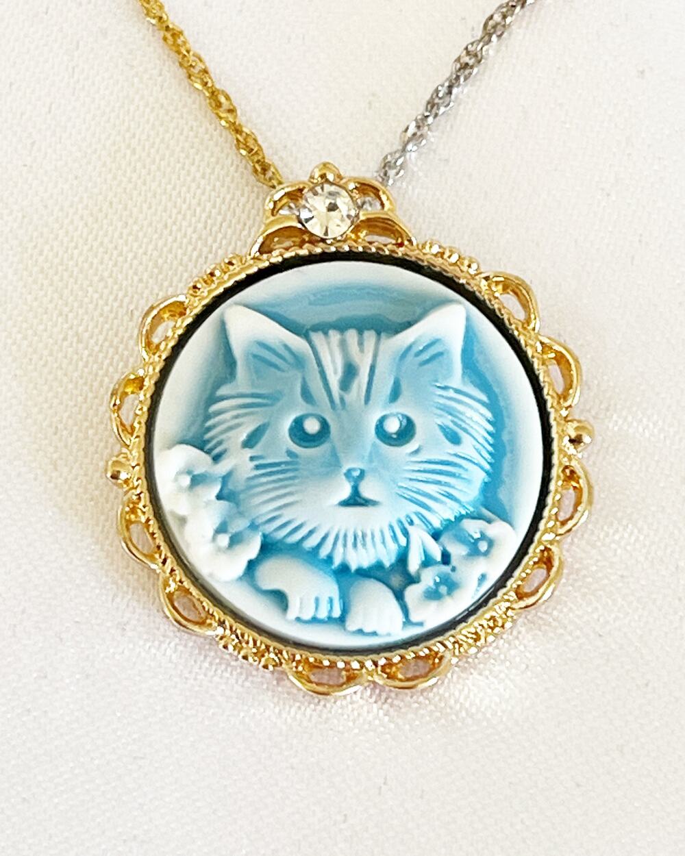 VINTAGE Victorian Cat Cameo Pendant Charm Gold Silver Plated Chain Necklace - Picture 4 of 14